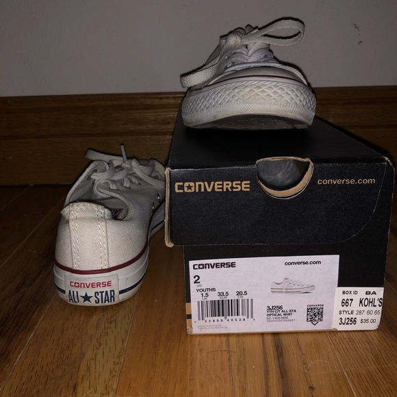 Youth sized converse all stars - Picture 5 of 5